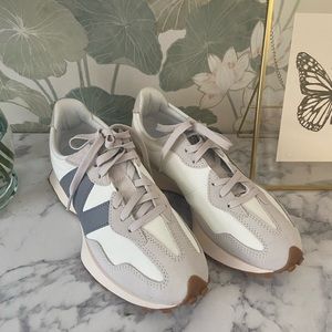 327 New Balance brand new!